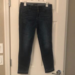 White House Black Market skimmer jeans